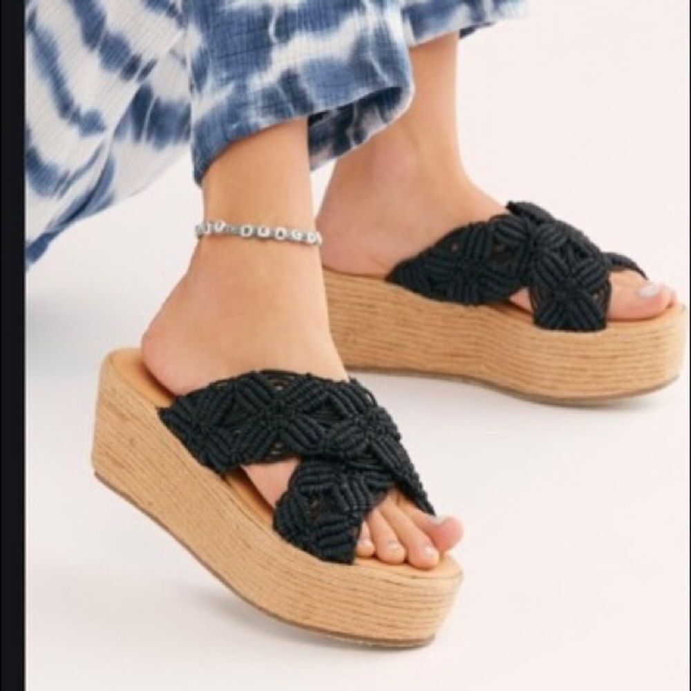 NEW Free People black highline platform sandals 11